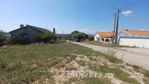 Terreno para Venda em São João Baptista e Santa Maria dos Olivais