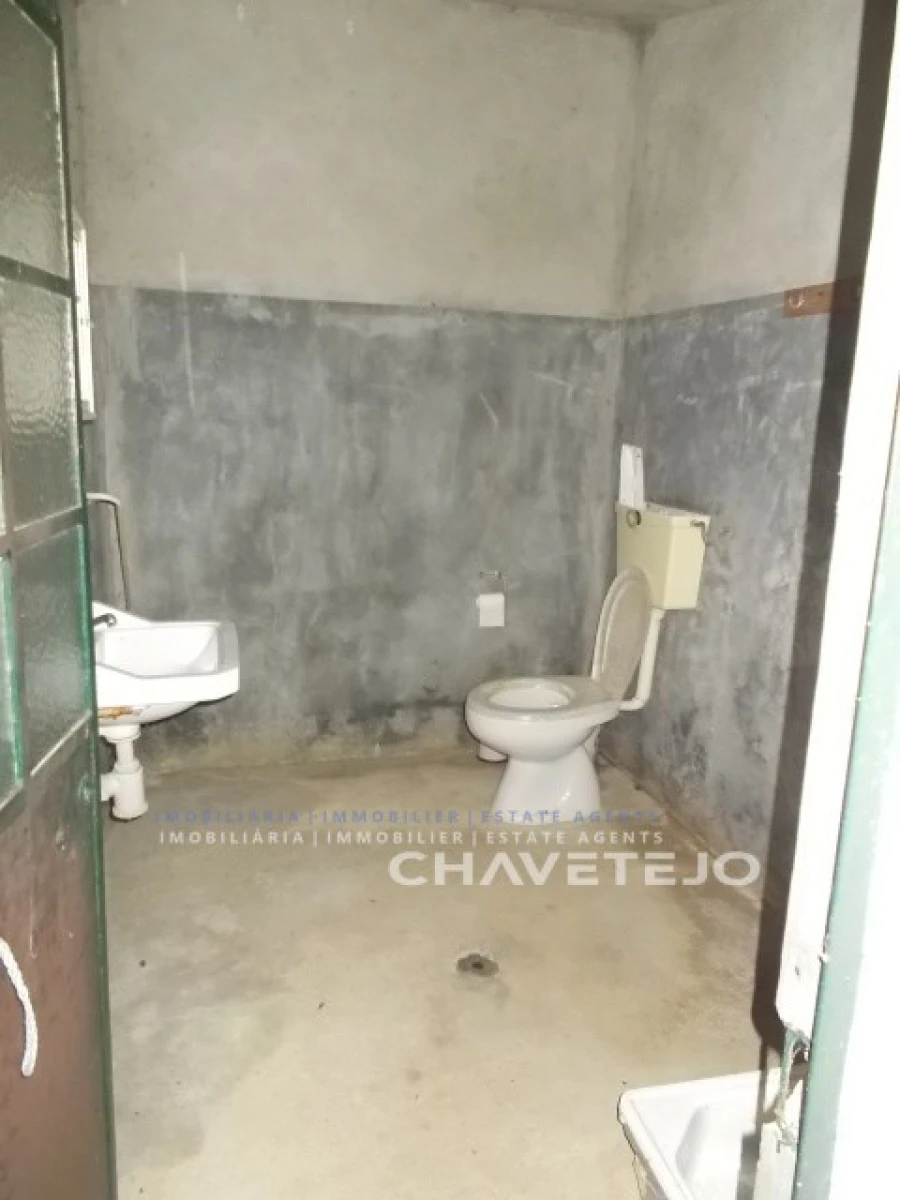 Terreno para Venda em São João Baptista e Santa Maria dos Olivais Foto 4