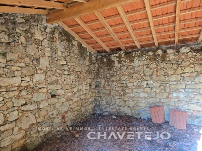 Terreno para Venda em Chãos Foto 7