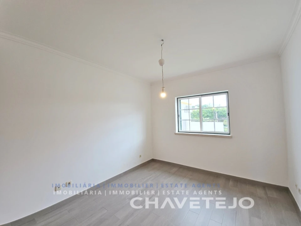 Moradia T4 para Venda em Madalena e Beselga Foto 13