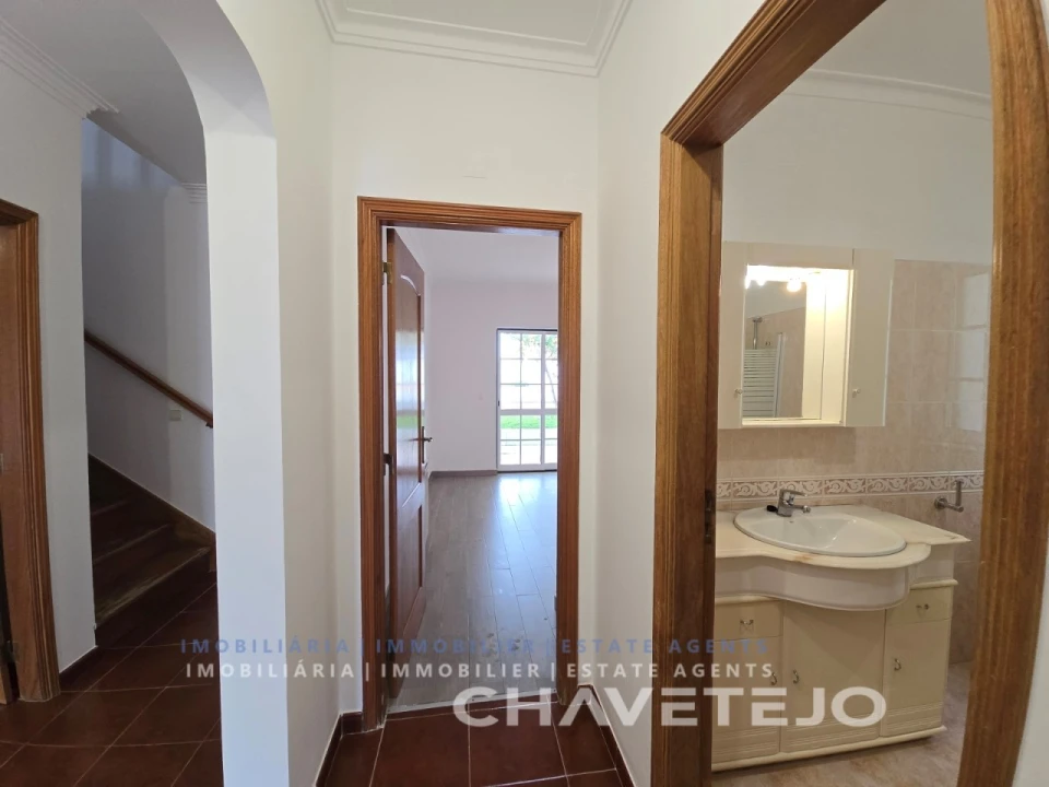 Moradia T4 para Venda em Madalena e Beselga Foto 15