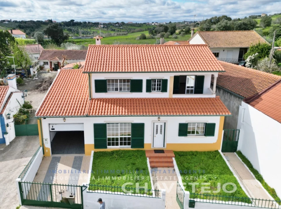 Moradia T4 para Venda em Madalena e Beselga Foto 2