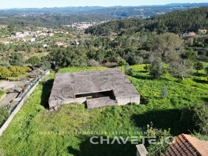 Terreno para Venda em Serra e Junceira Foto 14