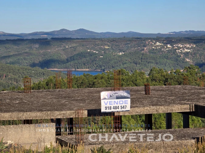 Terreno para Venda em Serra e Junceira Foto 27
