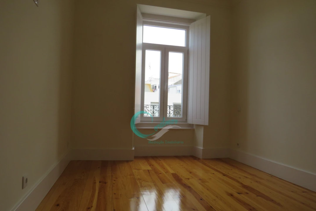 Apartamento para Venda em Bonfim Foto 2