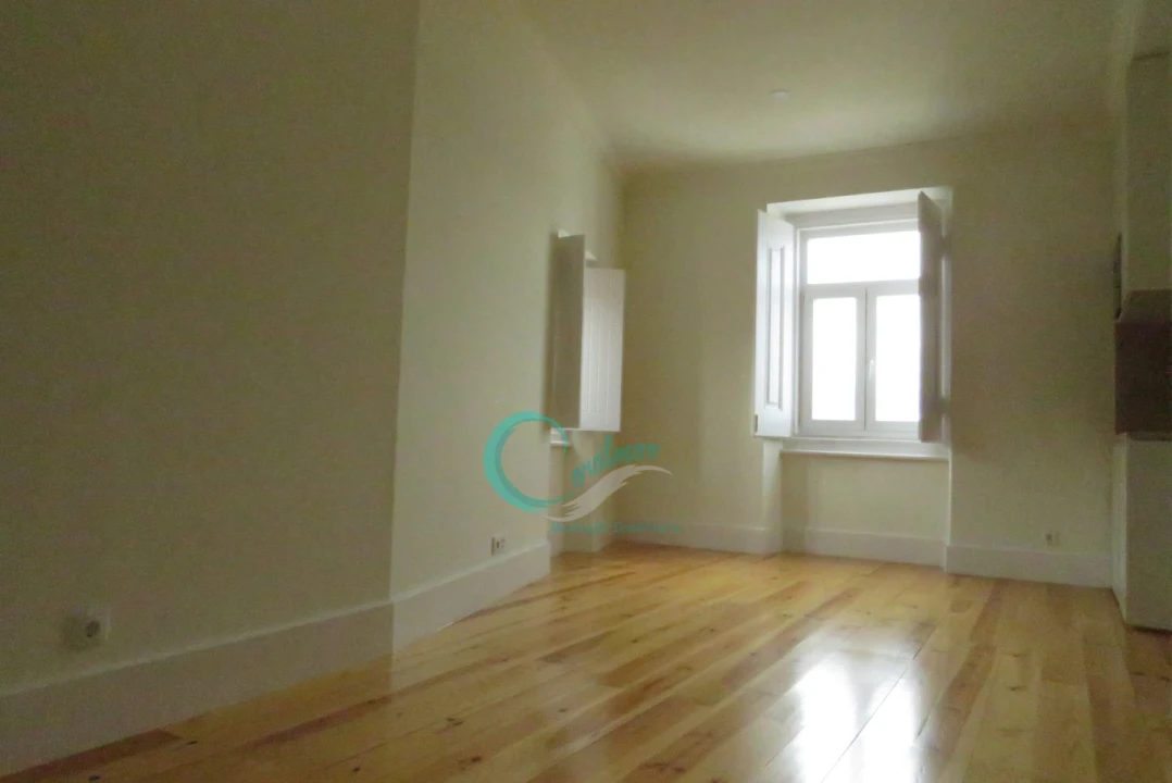 Apartamento para Venda em Bonfim Foto 1