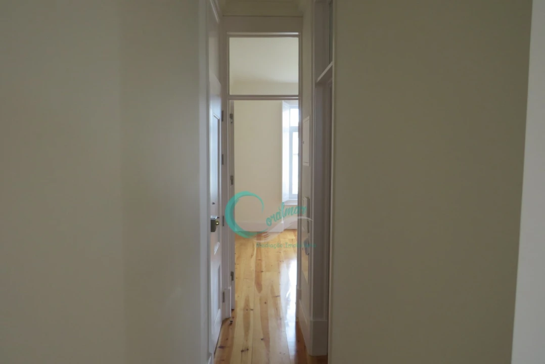 Apartamento para Venda em Bonfim Foto 12