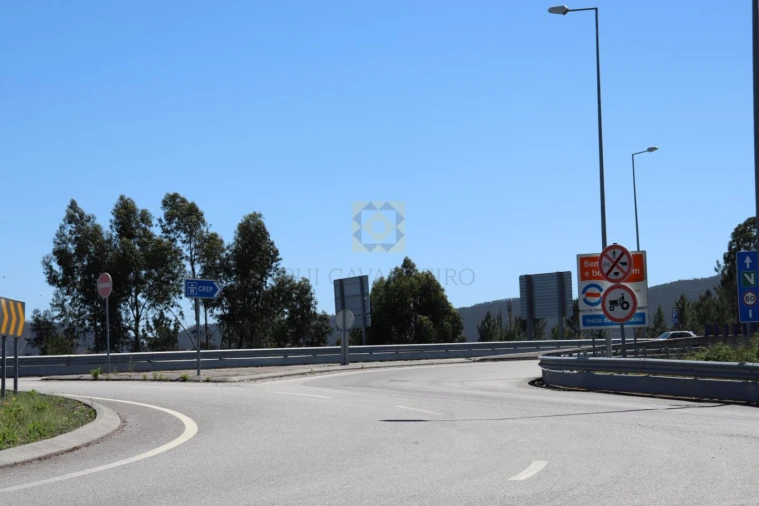 Terreno para Venda em Campo e Sobrado Foto 5