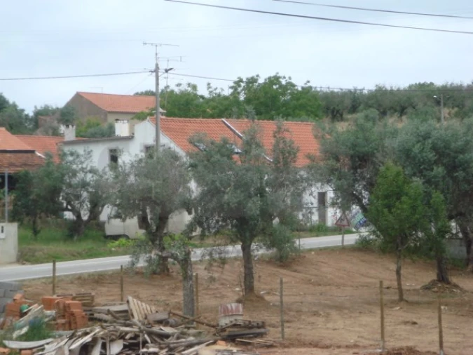 Terreno para Venda em Casais e Alviobeira