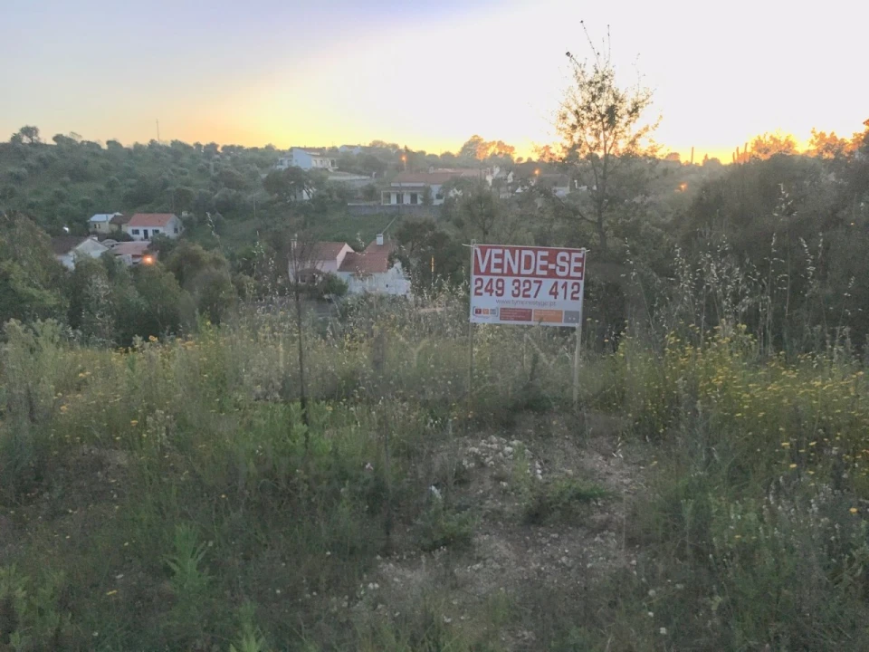 Terreno para Venda em Madalena e Beselga Foto 1