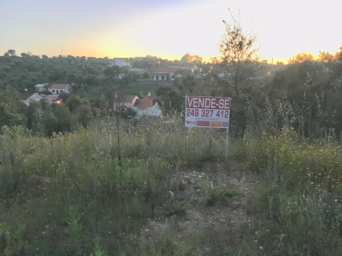 Terreno para Venda em Madalena e Beselga Foto 1