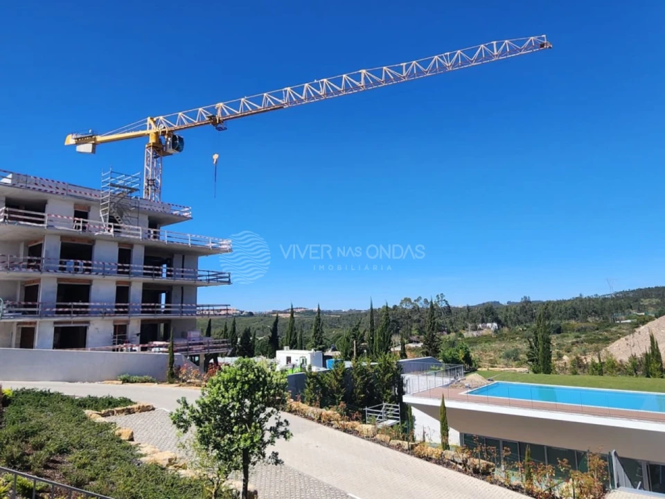 Apartamento T1 para Venda em Queluz e Belas Foto 1