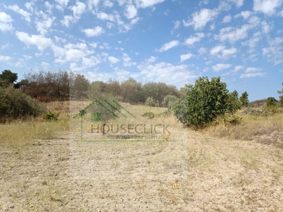 Terreno para Venda em Inguias Foto 3