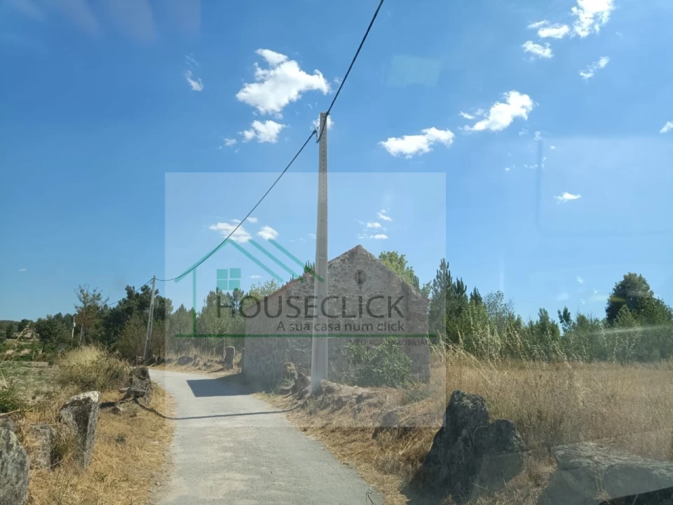 Terreno para Venda em Inguias Foto 3