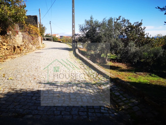 Terreno para Venda em Três Povos Foto 8