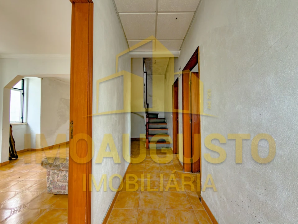 Moradia T3 para Venda em Girabolhos Foto 9