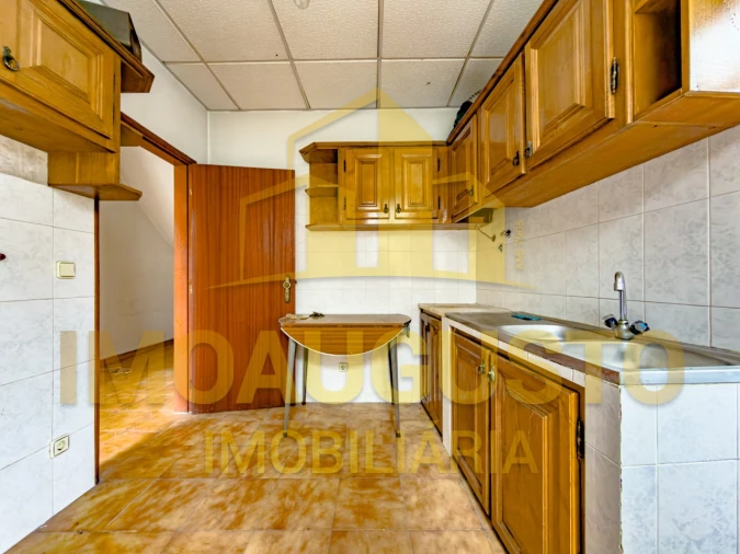 Moradia T3 para Venda em Girabolhos Foto 3