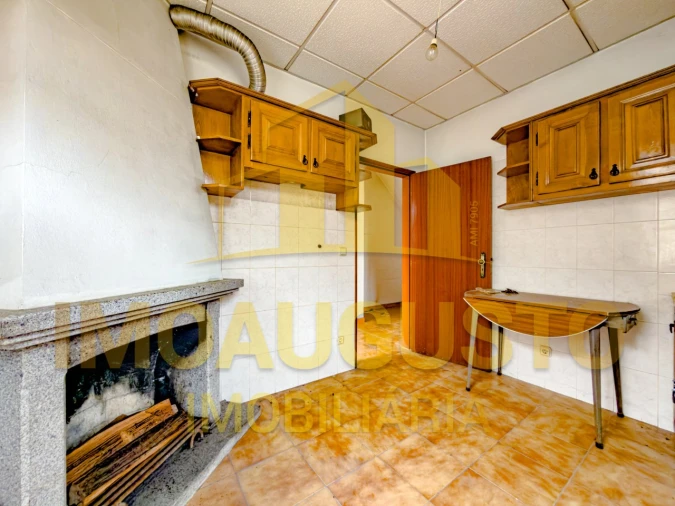 Moradia T3 para Venda em Girabolhos Foto 4