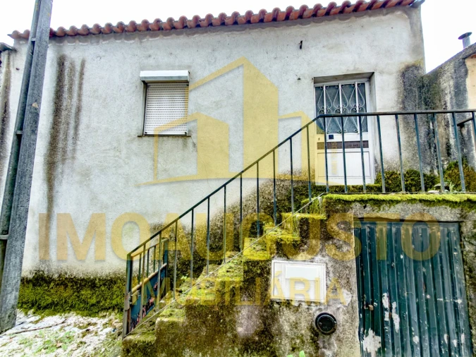 Moradia T3 para Venda em Girabolhos Foto 12