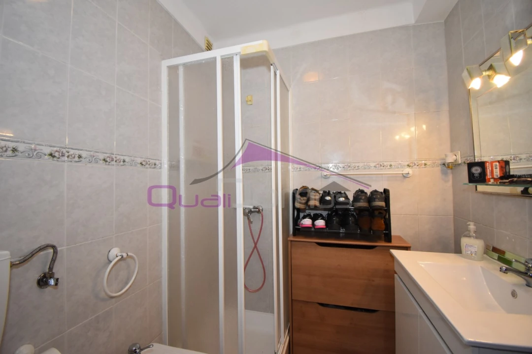 Moradia T4 para Venda em Nossa Sra de Fatima Foto 11