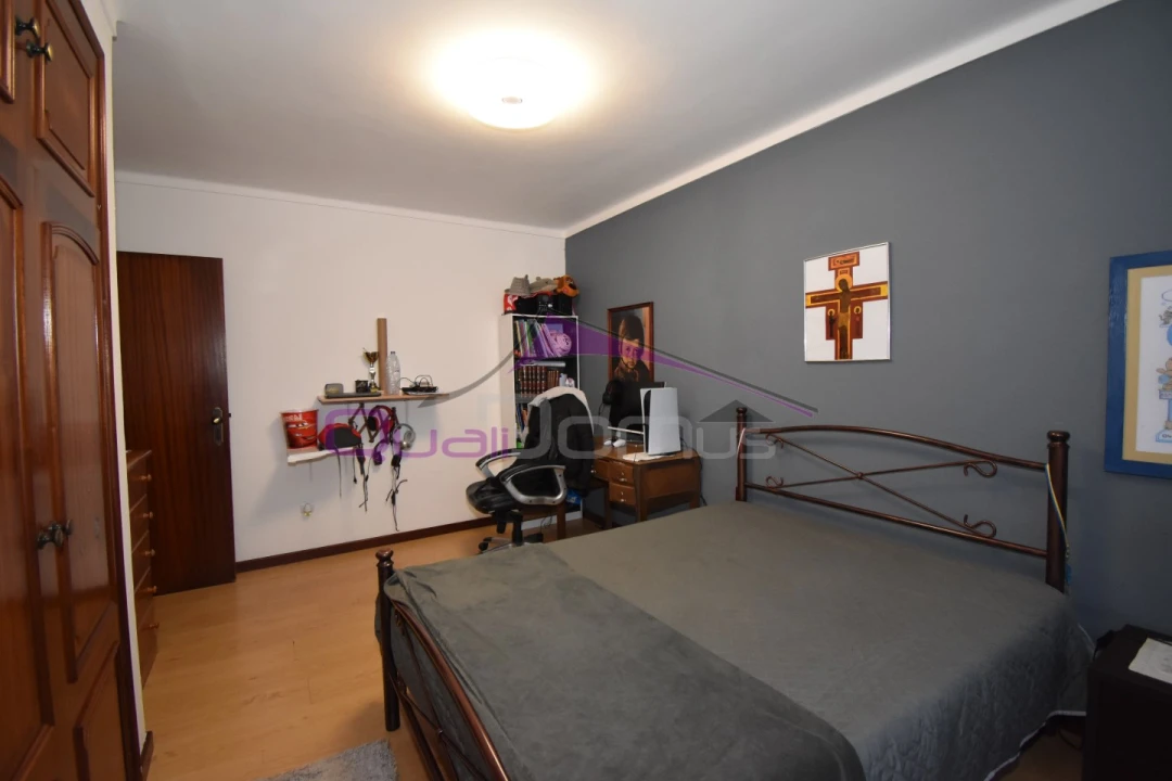 Moradia T4 para Venda em Nossa Sra de Fatima Foto 28