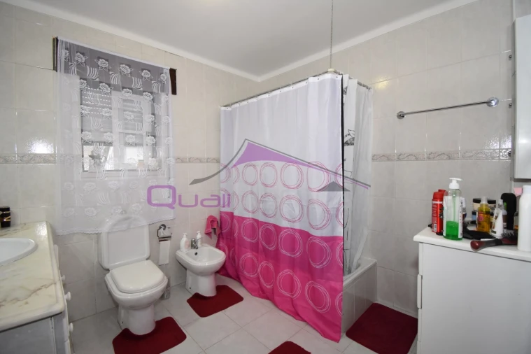 Moradia T4 para Venda em Nossa Sra de Fatima Foto 29