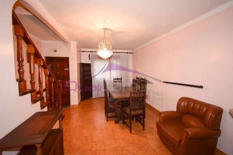 Moradia T4 para Venda em Nossa Sra de Fatima Foto 4