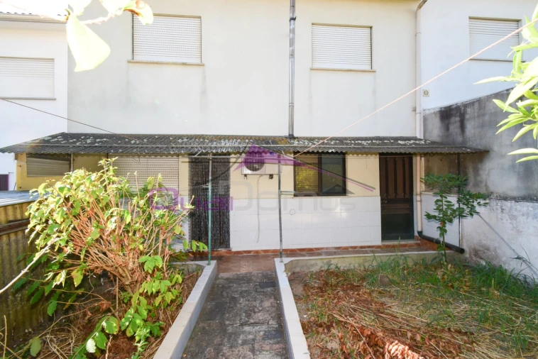 Moradia T4 para Venda em Nossa Sra de Fatima Foto 24