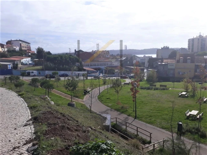 Terreno para Venda em Ajuda Foto 3