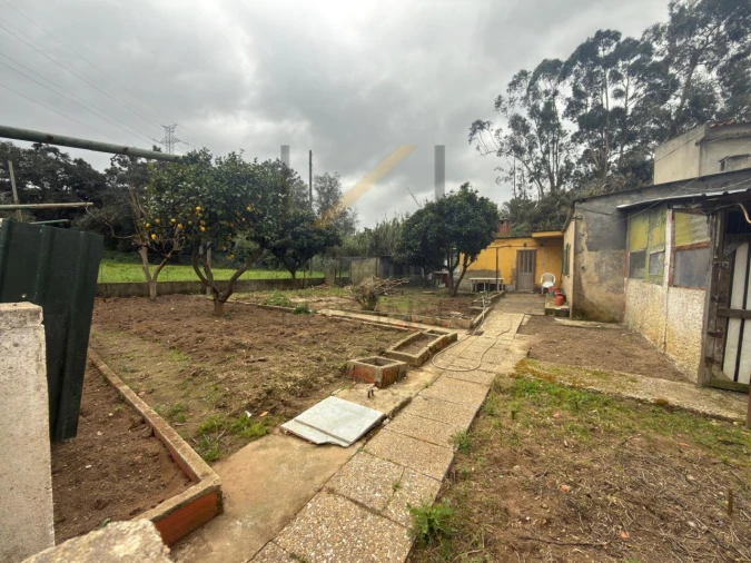 Moradia T1 para Venda em Amora Foto 3