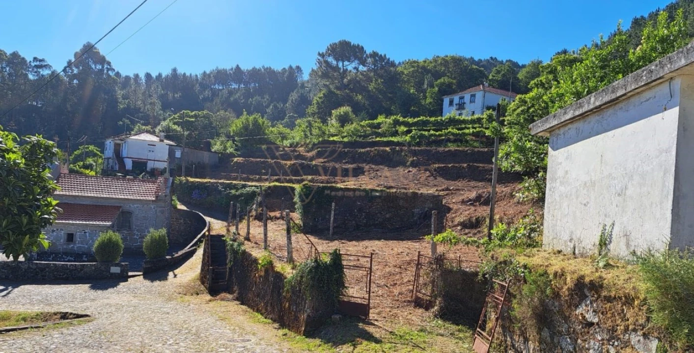 Terreno para Venda em Covas Foto 3