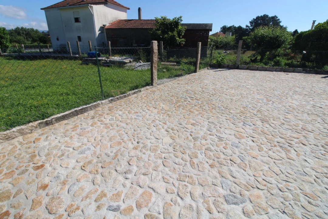 Terreno para Venda em Campos e Vila Meã Foto 5