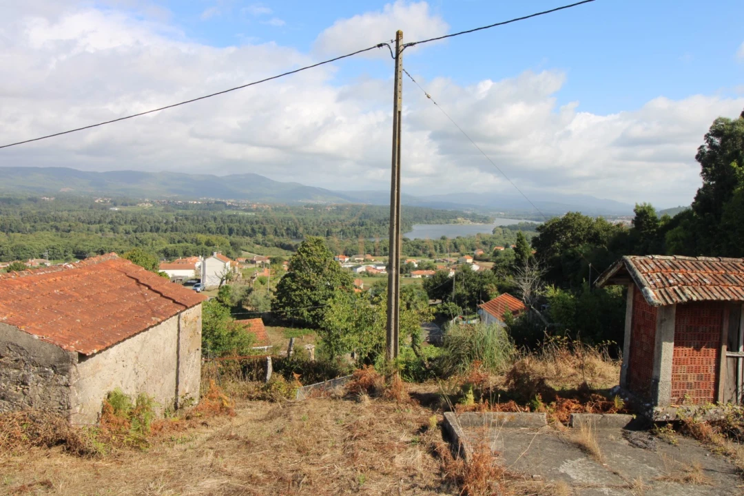Terreno para Venda em Gondarem Foto 11