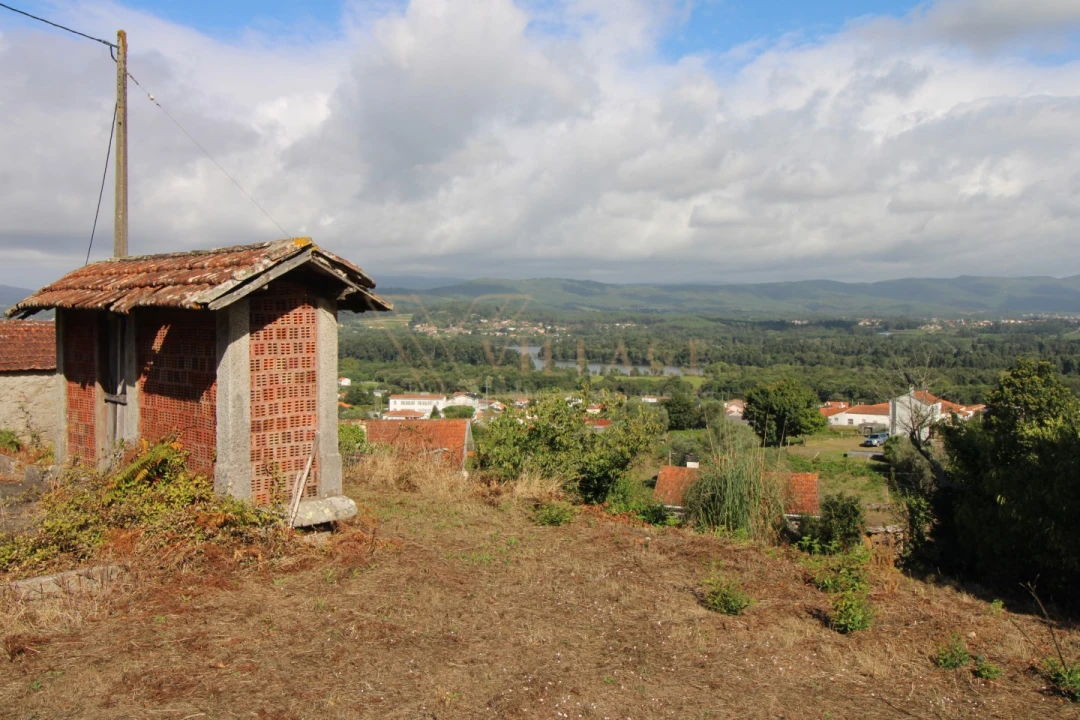 Terreno para Venda em Gondarem Foto 15