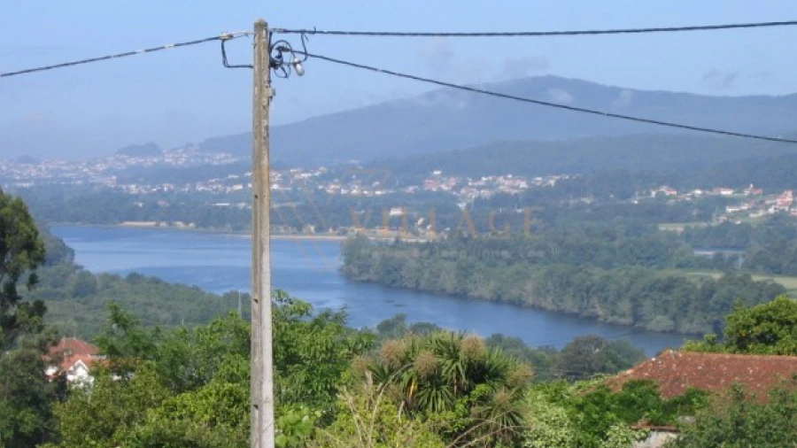 Terreno para Venda em Loivo