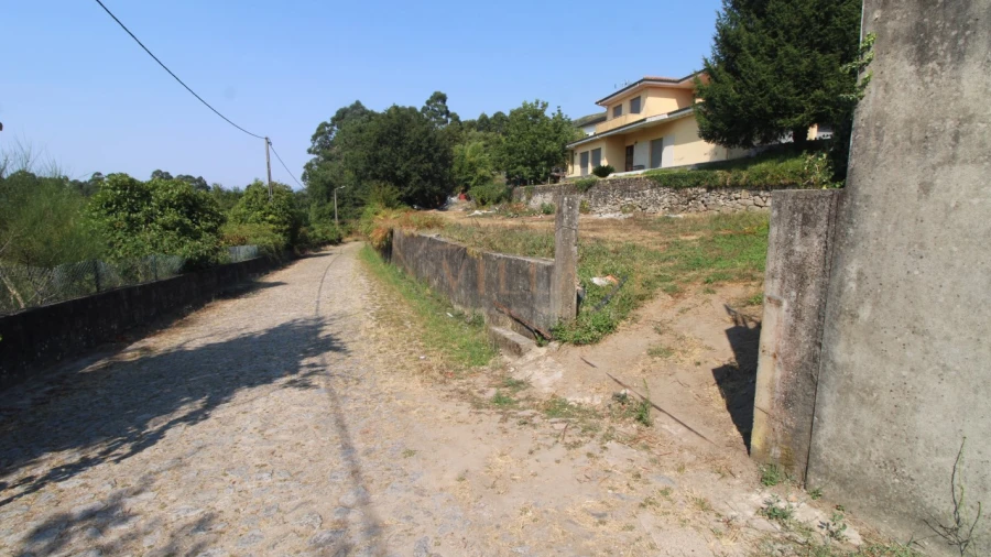 Terreno para Venda em Gondarem
