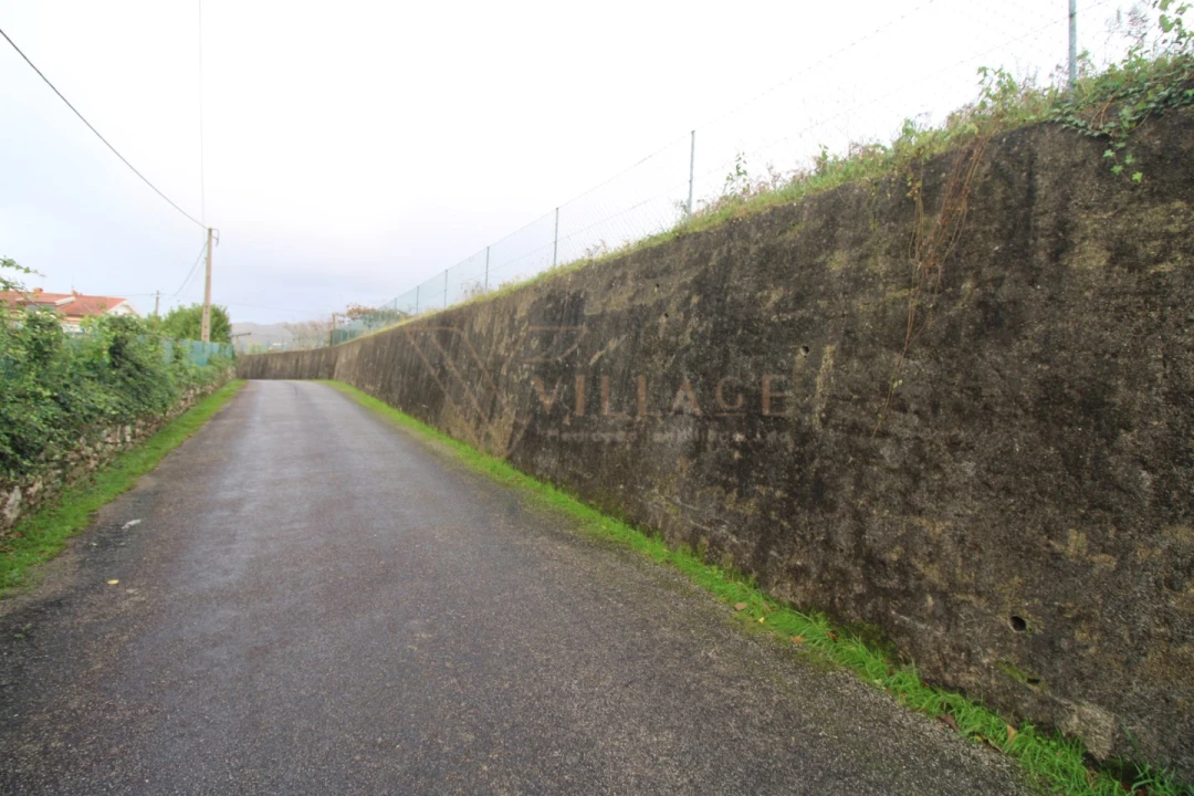 Terreno para Venda em Gondarem Foto 10