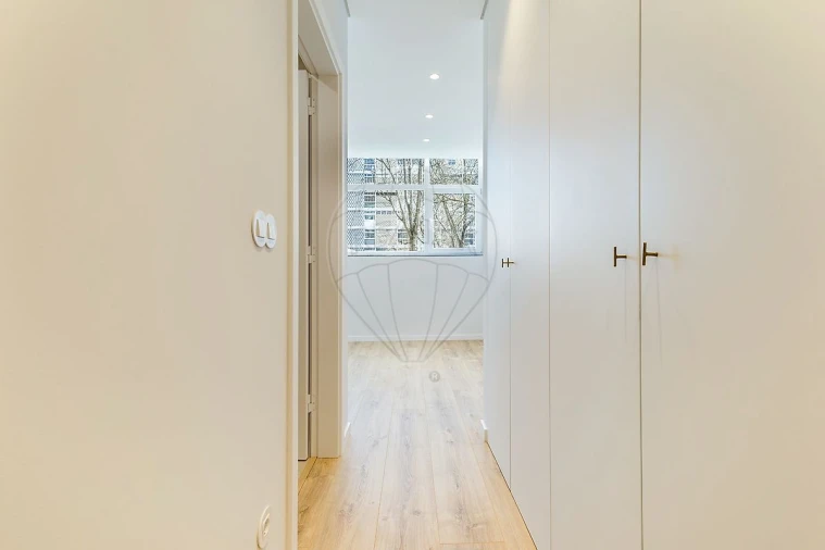 Apartamento T3 para Venda em Alvalade Foto 12