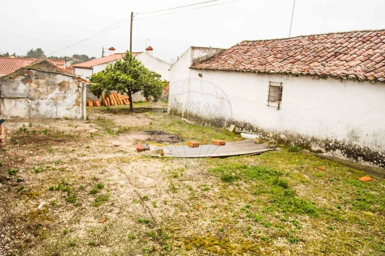 Moradia T2 para Venda em Povoa da Isenta Foto 29