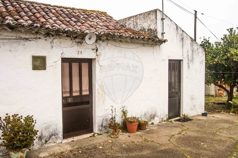 Moradia T2 para Venda em Povoa da Isenta Foto 7