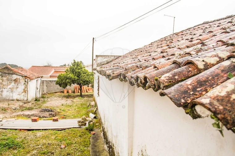 Moradia T2 para Venda em Povoa da Isenta Foto 19