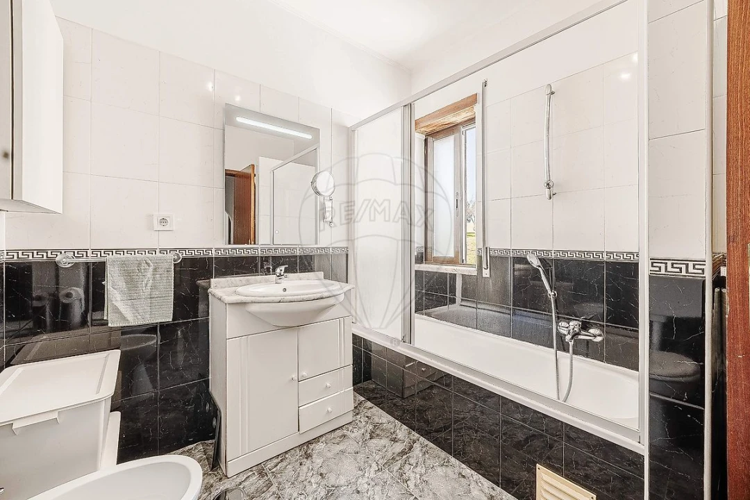 Apartamento T2 para Venda em Cacém e São Marcos Foto 25