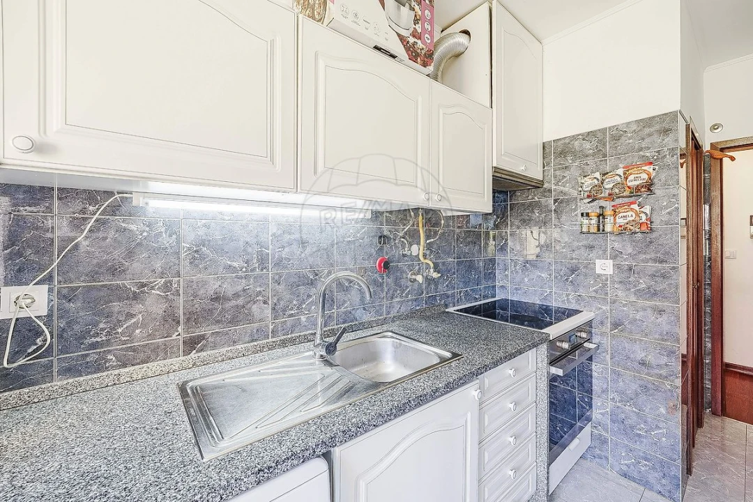 Apartamento T2 para Venda em Cacém e São Marcos Foto 10