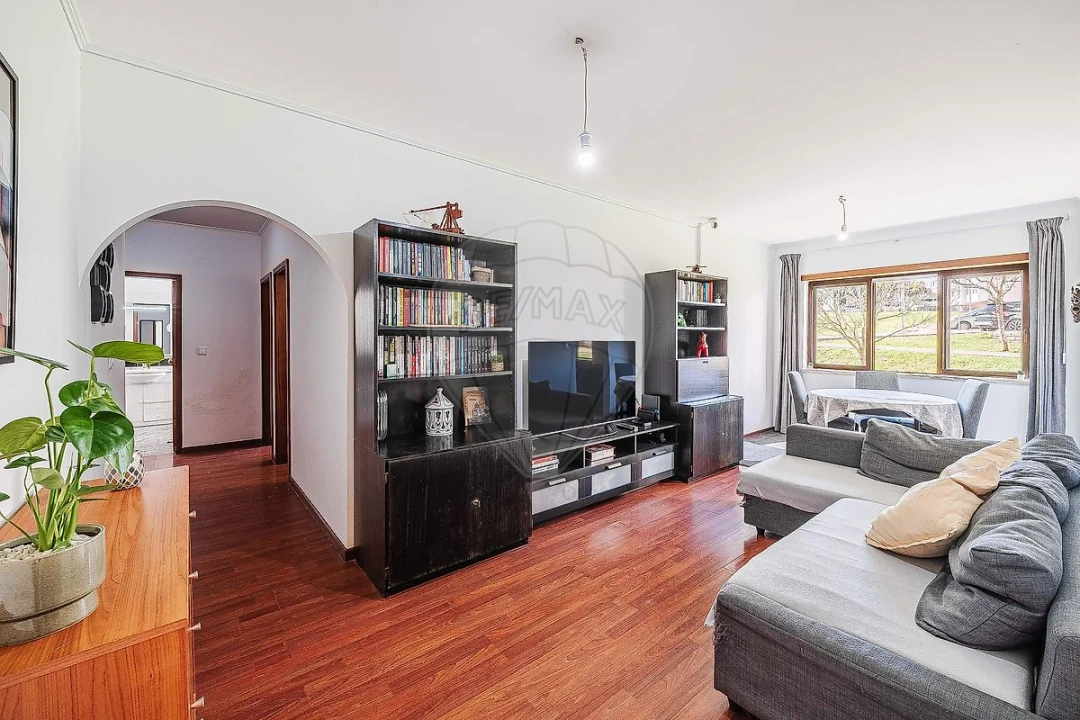 Apartamento T2 para Venda em Cacém e São Marcos Foto 3