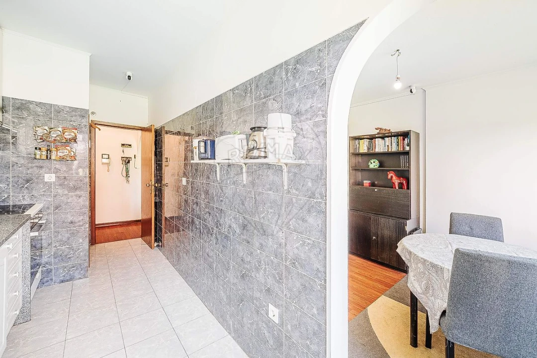 Apartamento T2 para Venda em Cacém e São Marcos Foto 6