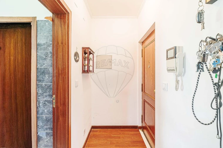 Apartamento T2 para Venda em Cacém e São Marcos Foto 29