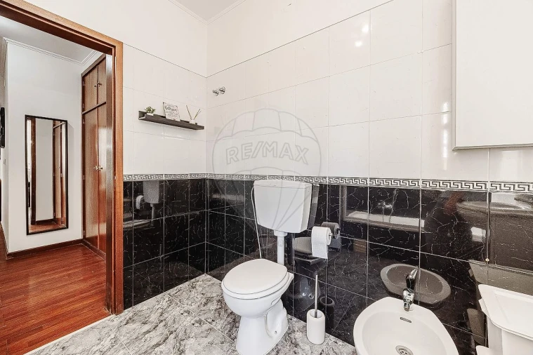 Apartamento T2 para Venda em Cacém e São Marcos Foto 24