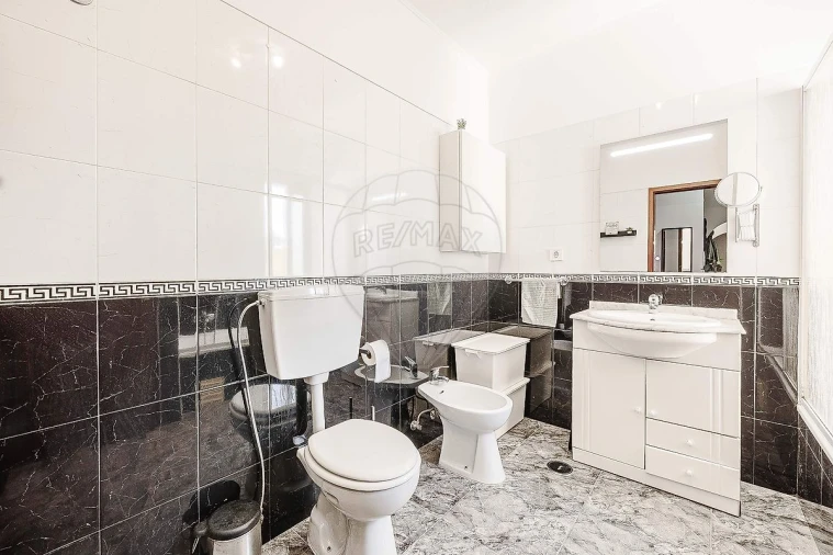 Apartamento T2 para Venda em Cacém e São Marcos Foto 26