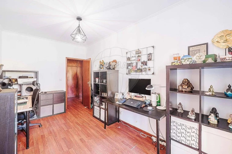 Apartamento T2 para Venda em Cacém e São Marcos Foto 14