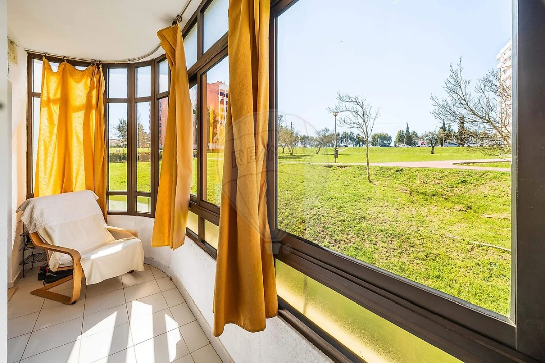 Apartamento T2 para Venda em Cacém e São Marcos Foto 19